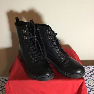 😎Universal Threads, size 11 women’s, new condition, see photos 🔥🔥